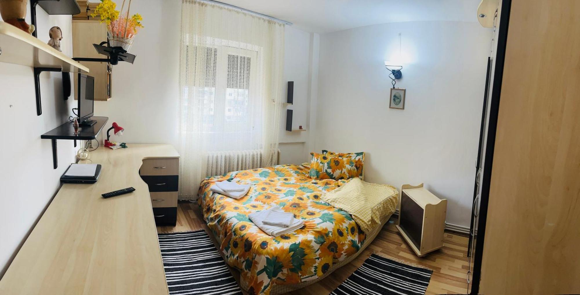 Apartament Cornelia Buzau Bagian luar foto